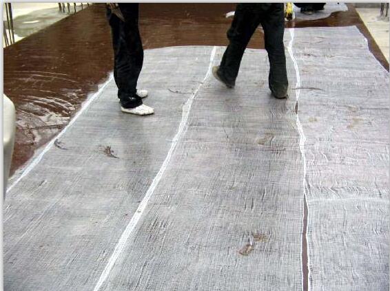 胎體增強材料的鋪設(shè)